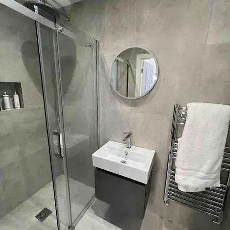 Squirrels Leap - Beautiful One Bed Apartment Alderley Edge Exterior photo
