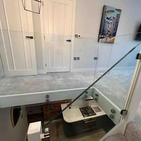 Squirrels Leap - Beautiful One Bed Apartment Alderley Edge Exterior photo