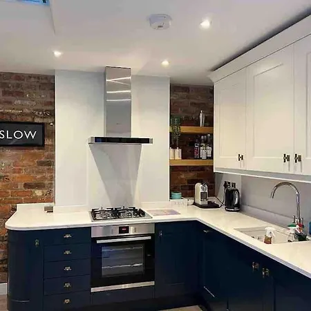 Squirrels Leap - Beautiful One Bed Apartment Alderley Edge Exterior photo