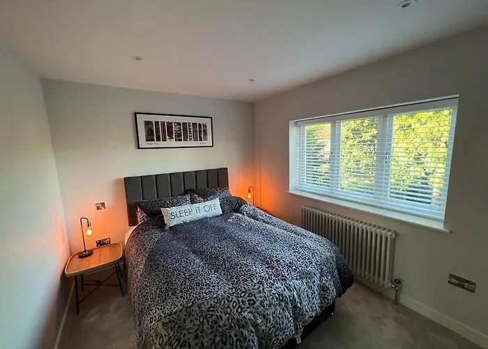 Squirrels Leap - Beautiful One Bed Apartment