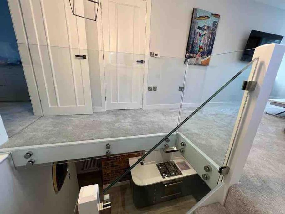 Squirrels Leap - Beautiful One Bed *